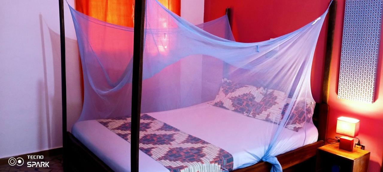 Akwa Guesthouse Cotonou Luaran gambar