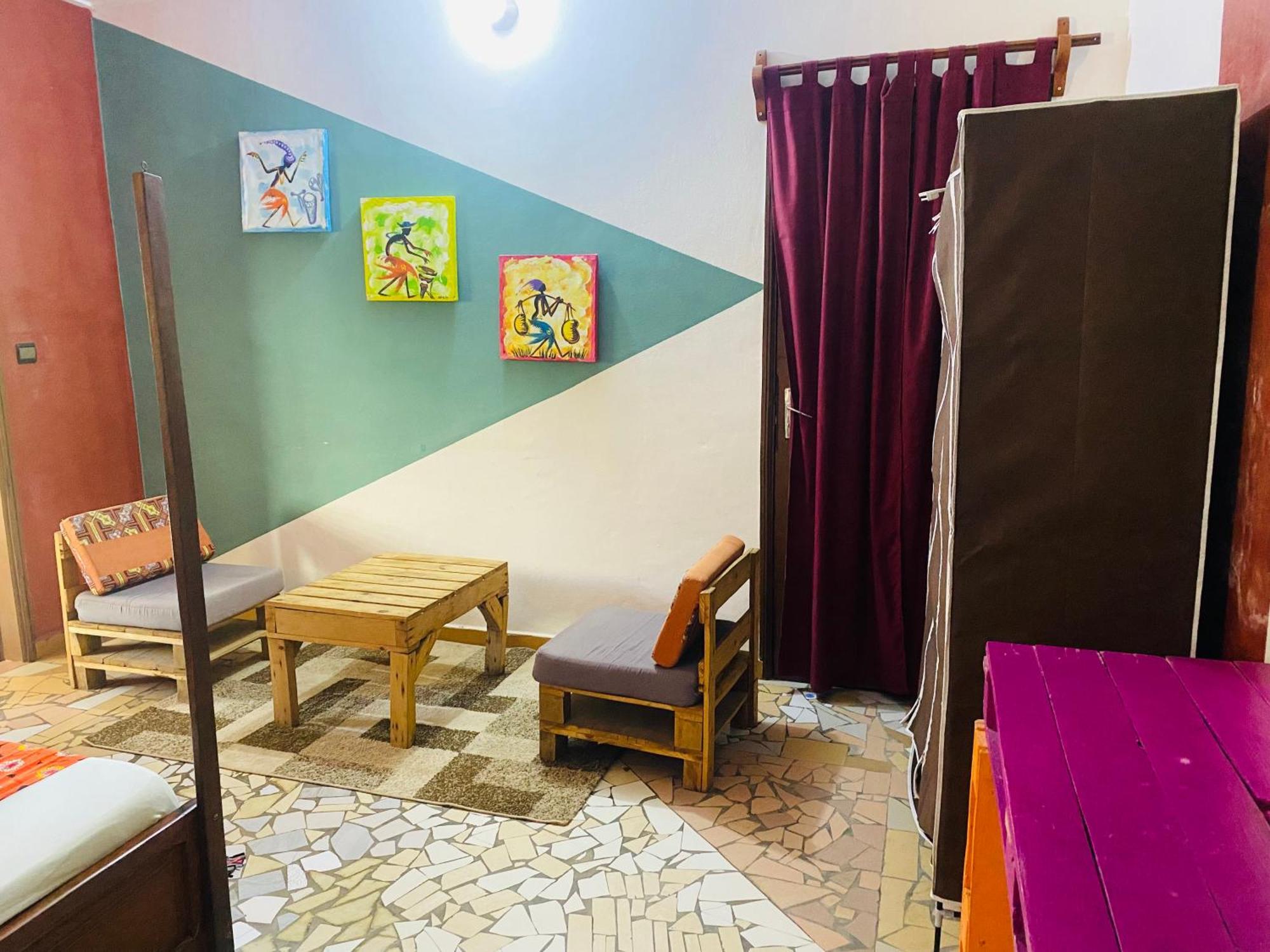Akwa Guesthouse Cotonou Luaran gambar