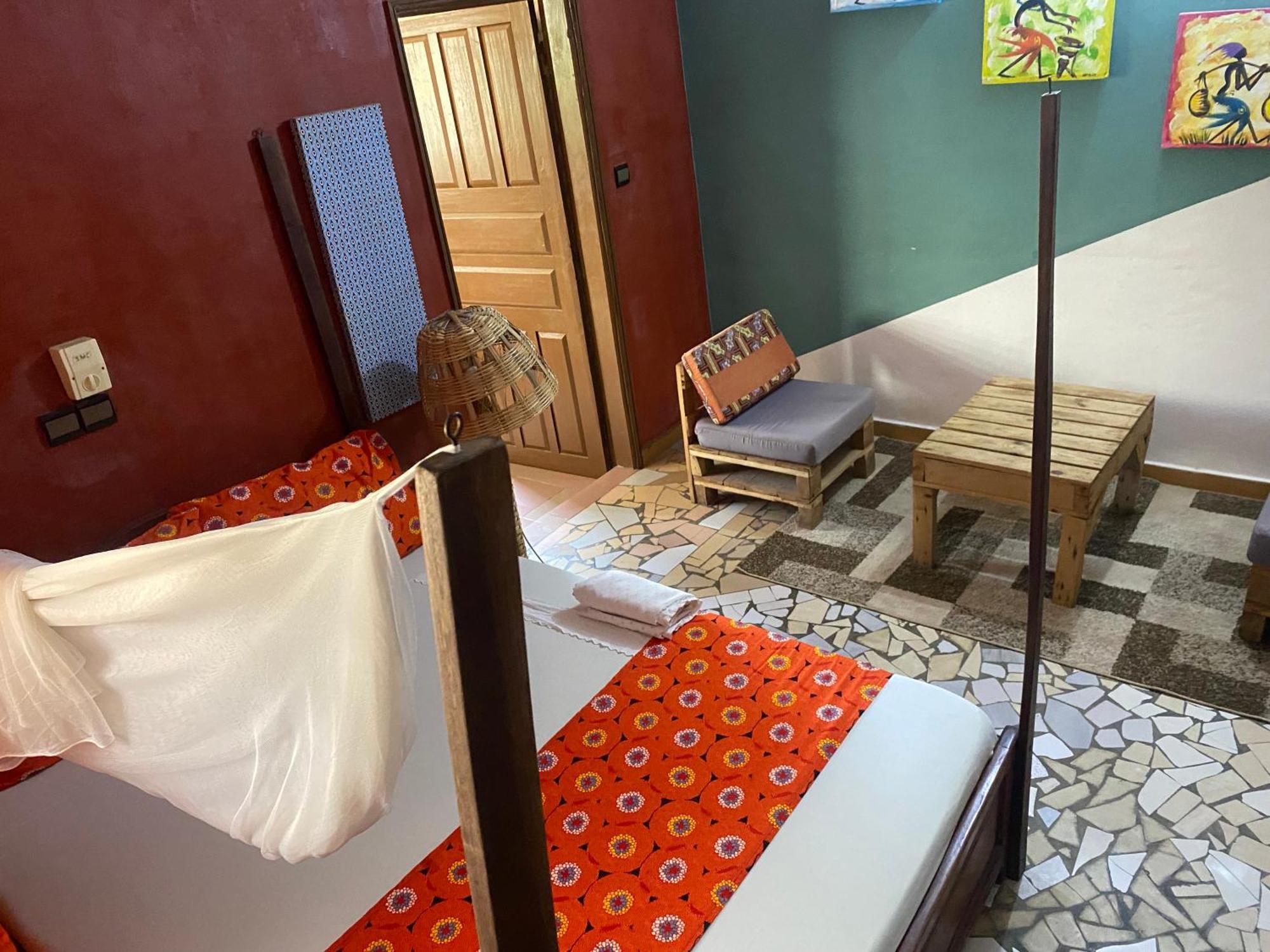 Akwa Guesthouse Cotonou Luaran gambar